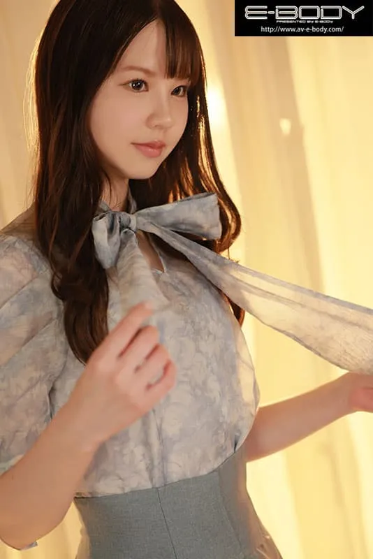 人形系女优山崎水爱改名「中村彩」二次出道!招牌无声演技是否一起回归?