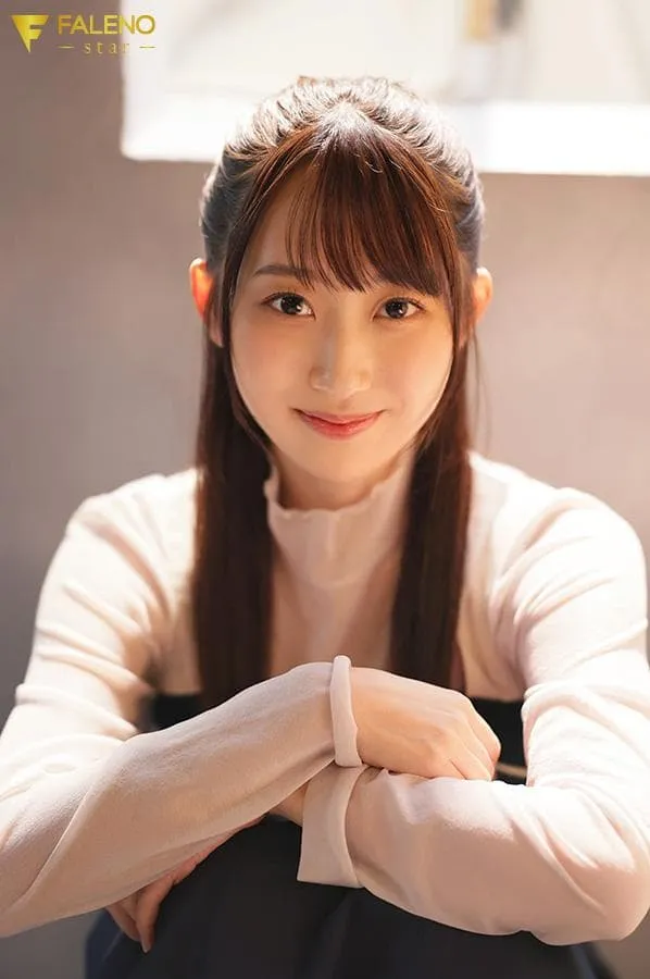 「暗黑版松井玲奈」11月出道新人AV女优山下纱和,拥有偶像级颜值的美巨乳女大生